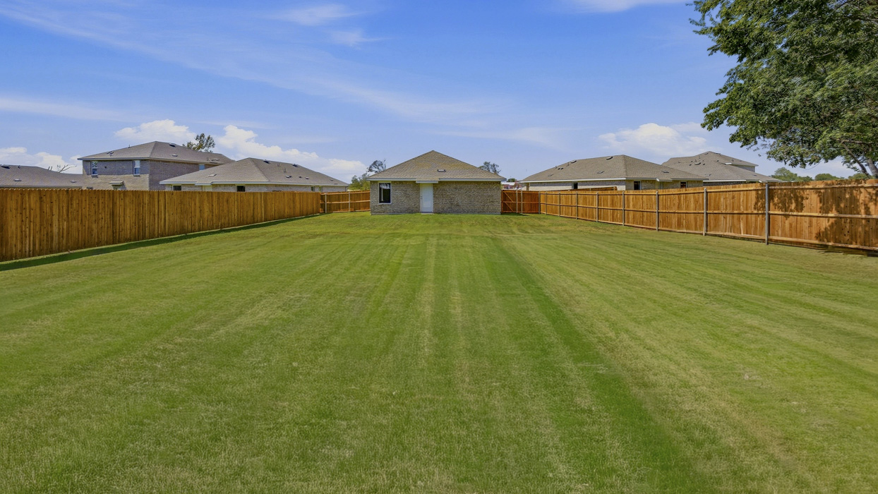 Estero Floorplan Backyard Gallery Image  - Asher Oaks in Bonham, TX