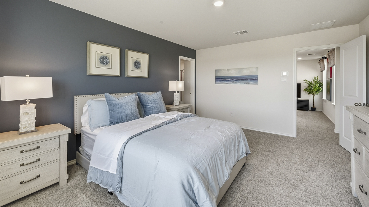 Benson Floorplan Bedroom Gallery Image-Hanolley Hills in Sherman, Tx