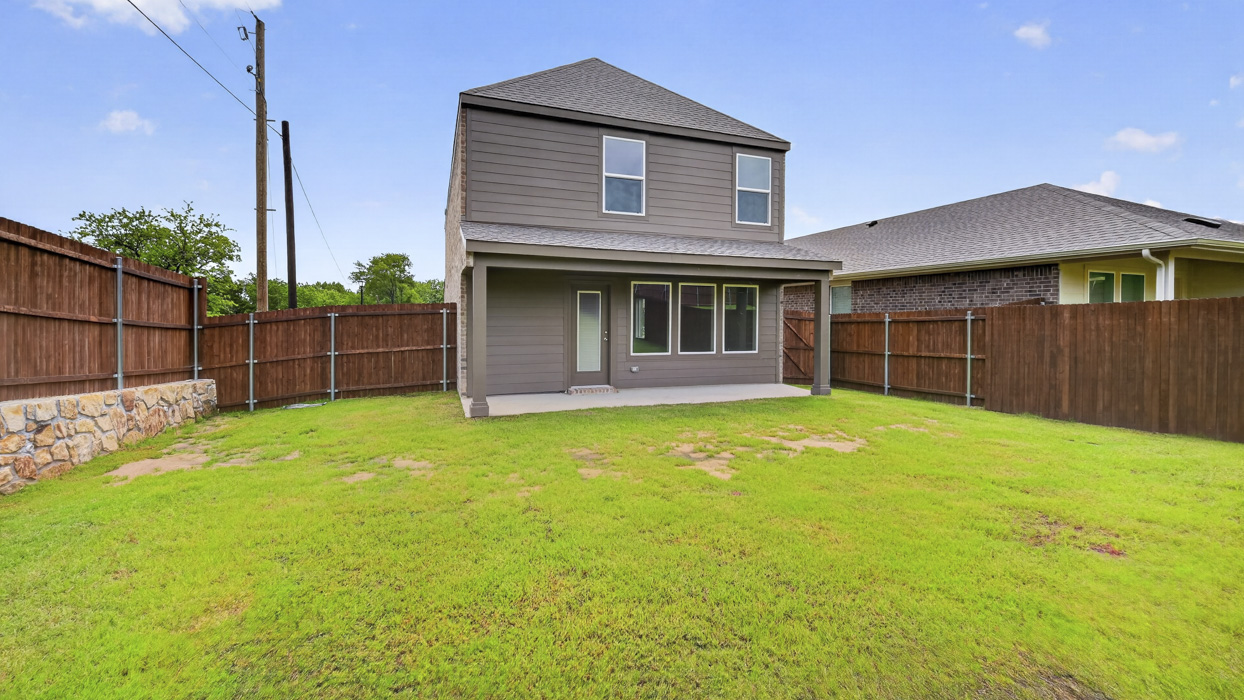 Justice Floorplan Backyard Gallery Image Hanolley Hills in Sherman, TX