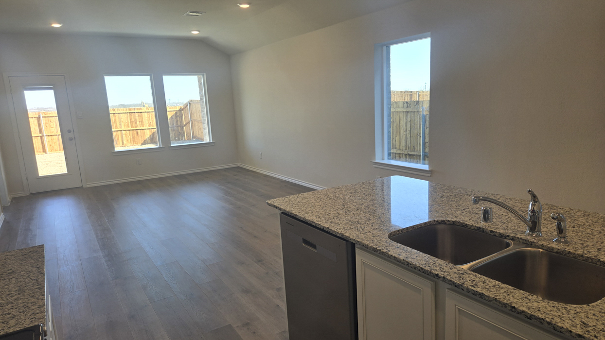 Amber Floorplan Elevation A Living Gallery Image - Hanolley Hills in Sherman, TX