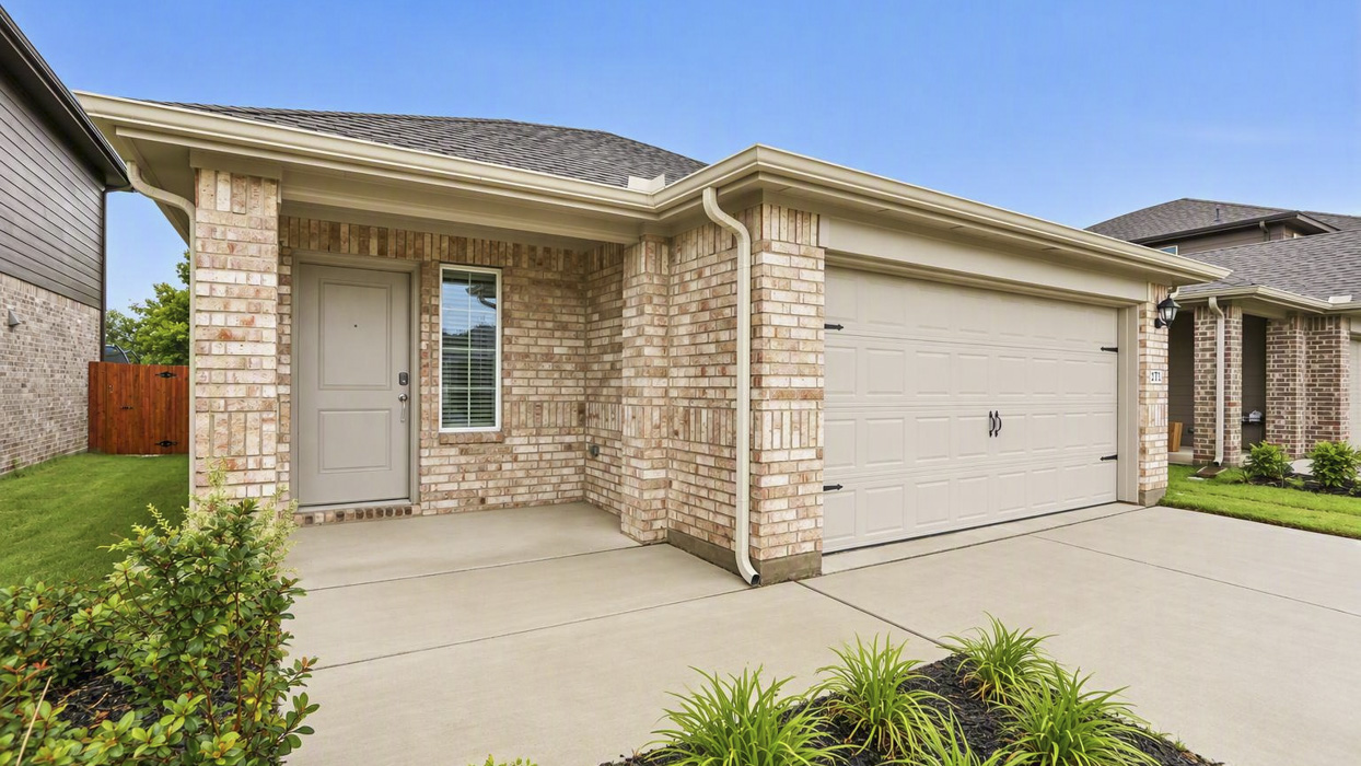 921 Jefferson Way exterior
