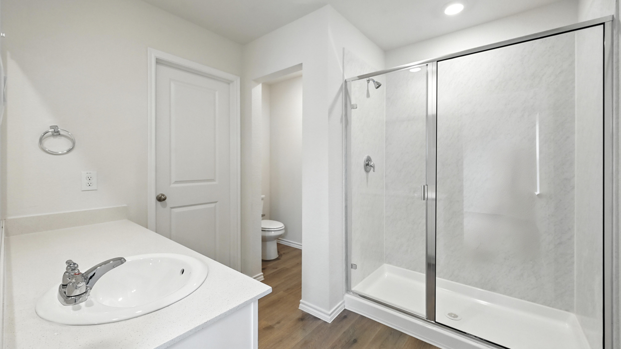 Brooke Floorplan Elevation A Bathroom Gallery Image - Hanolley Hills in Sherman, TX