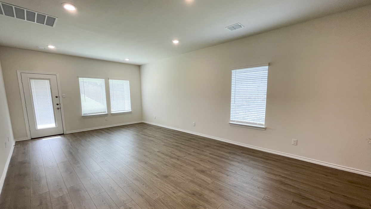 Hanna Floorplan Living Gallery Image - Hanolley Hills in Sherman, TX