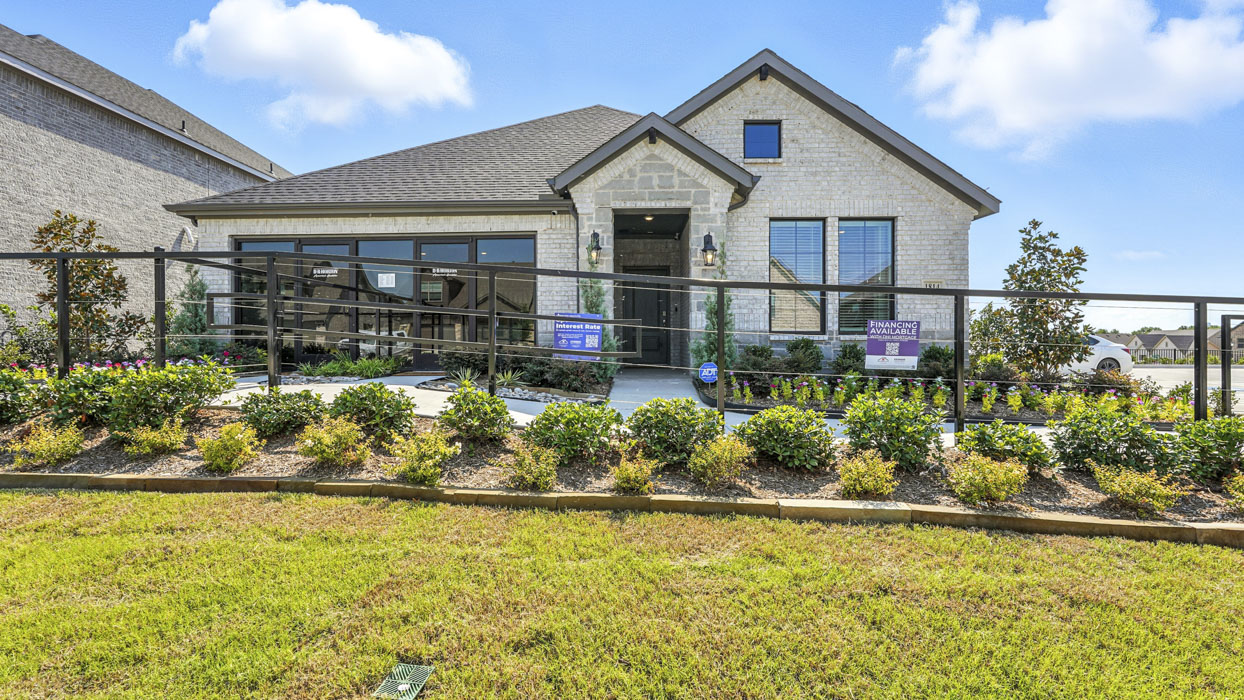 1829 BrookView Floorplan Elevation W Exterior Gallery Image-Morning Ridge in Princeton, TX