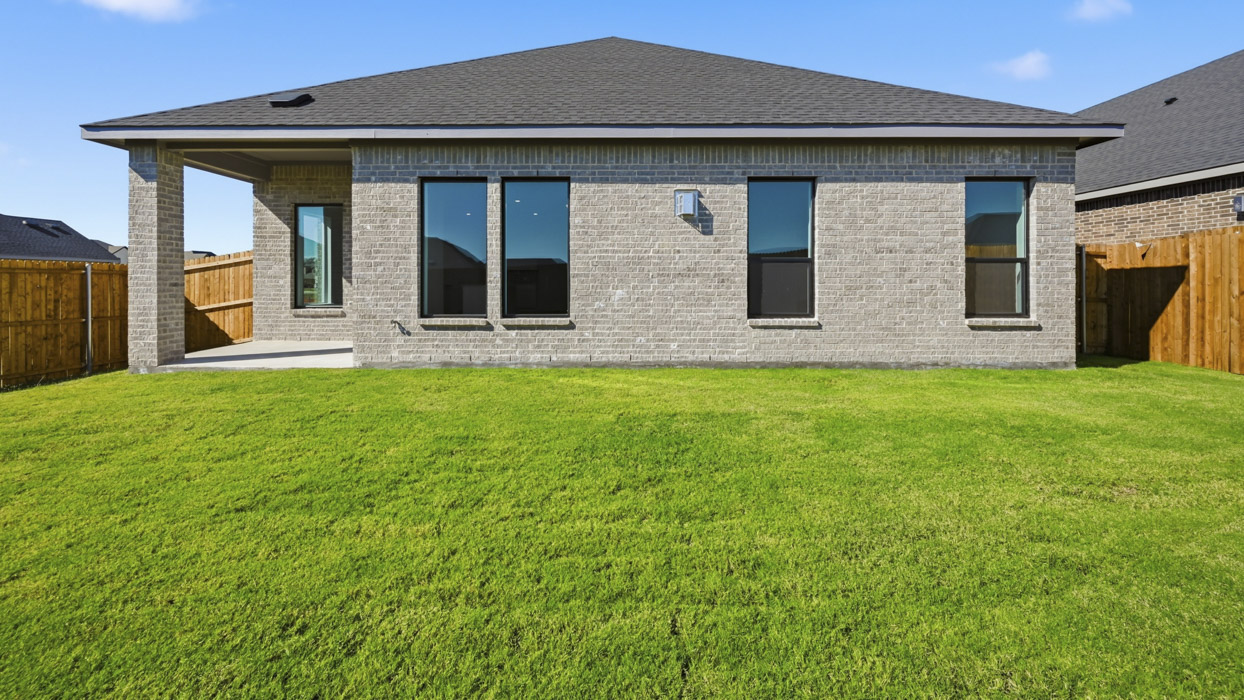 Avery Floorplan Backyard Gallery Image-Morning Ridge in Princeton TX