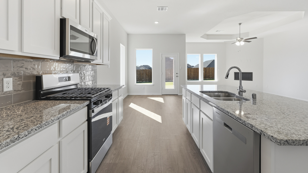 Avery Floorplan Kitchen Gallery Image-Morning Ridge in Princeton, TX