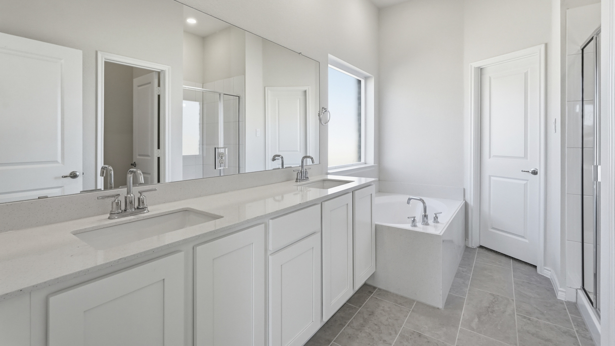 Avery Floorplan Elevation A Bathroom Gallery Image - Morning Ridge in Princeton, TX