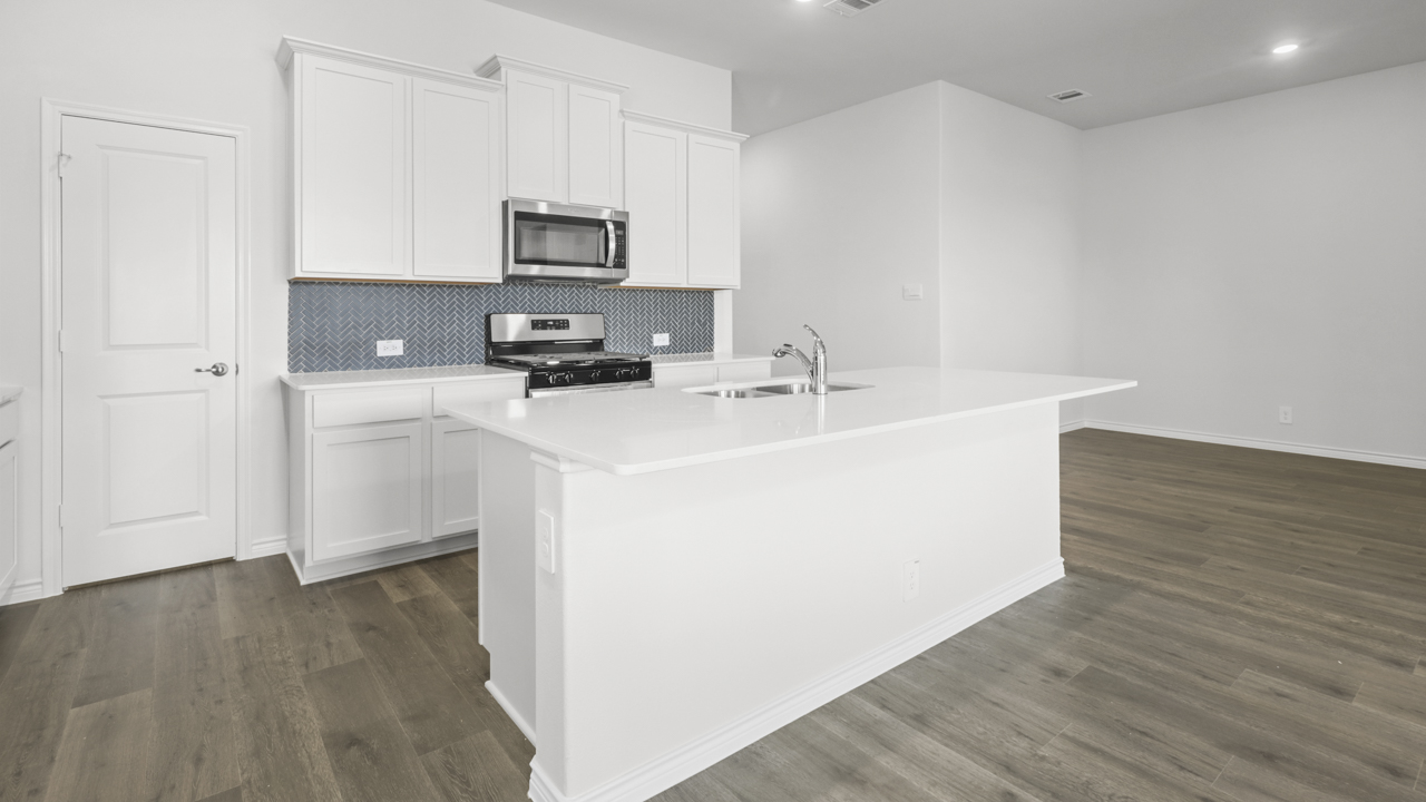 2025 Aspen Floorplan Elevation Y Kitchen Gallery Image-Morning Ridge in Princeton, TX