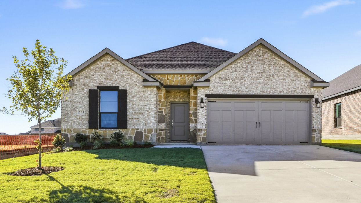 Hamilton Floorplan Elevation Y Exterior Gallery Image-Morning Ridge in Princeton, TX
