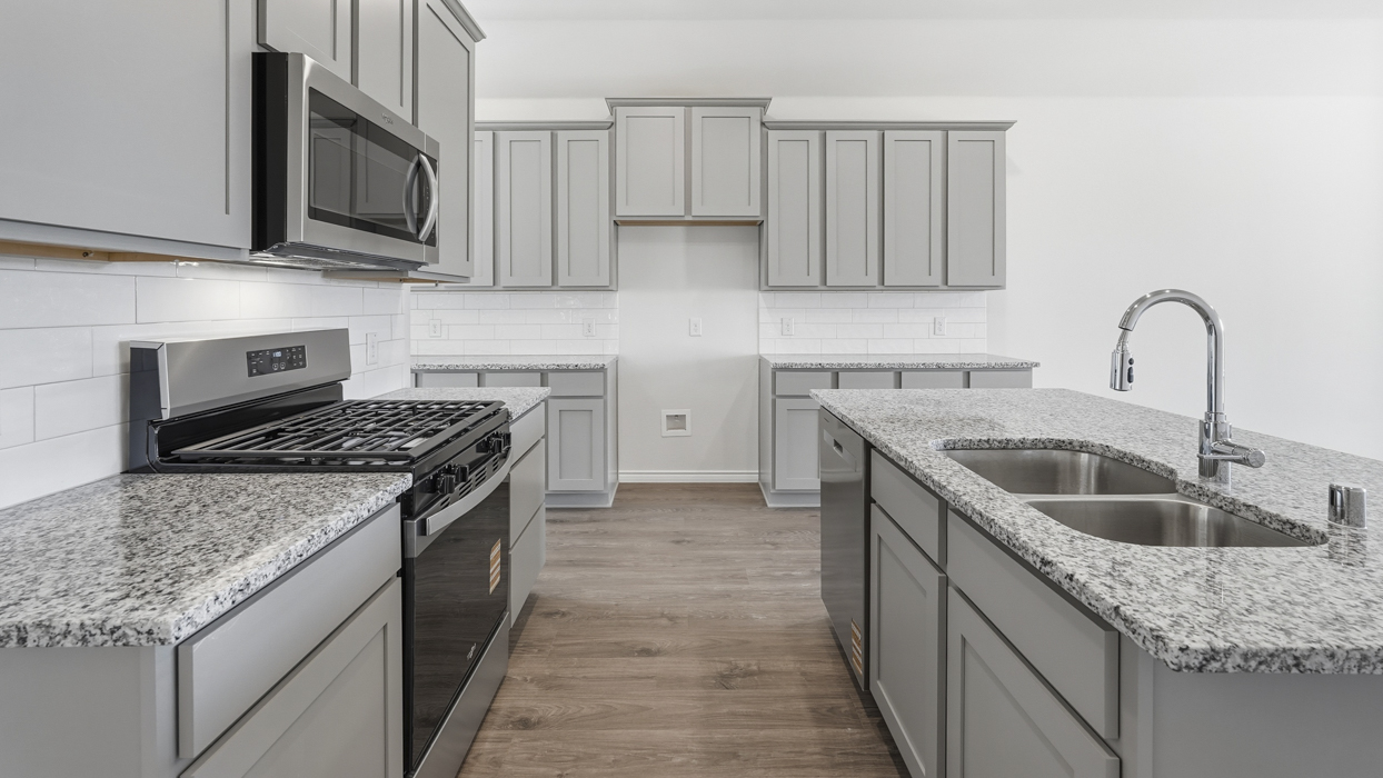 Hamilton Floorplan Kitchen Gallery Image-Morning Ridge in Princeton, TX