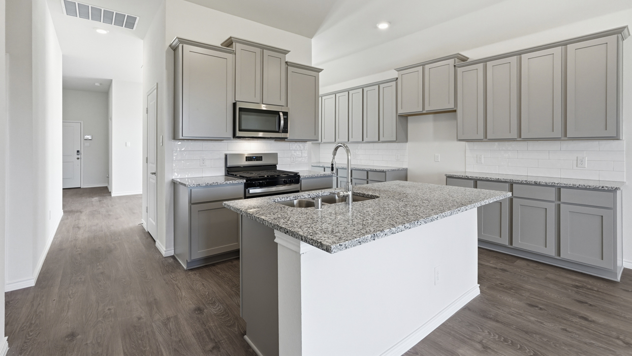 Hamilton Floorplan Kitchen Gallery Image-Morning Ridge in Princeton, TX