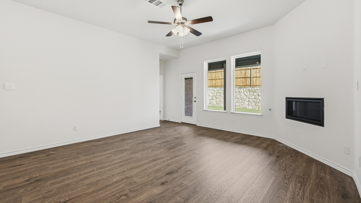 Hamilton Floorplan Living Gallery Image-Morning Ridge in Princeton, TX