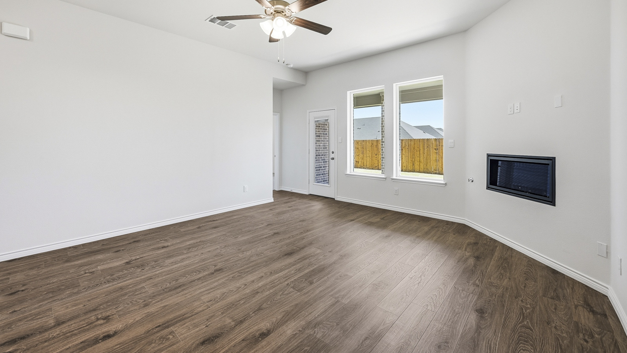 Hamilton Floorplan Living Gallery Image-Morning Ridge in Princeton, TX