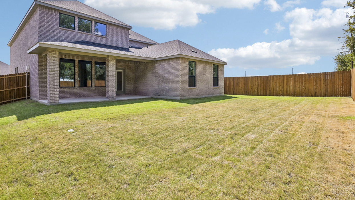 Evergreen Floorplan Backyard Gallery Image - Morning Ridge in Princeton, TX
