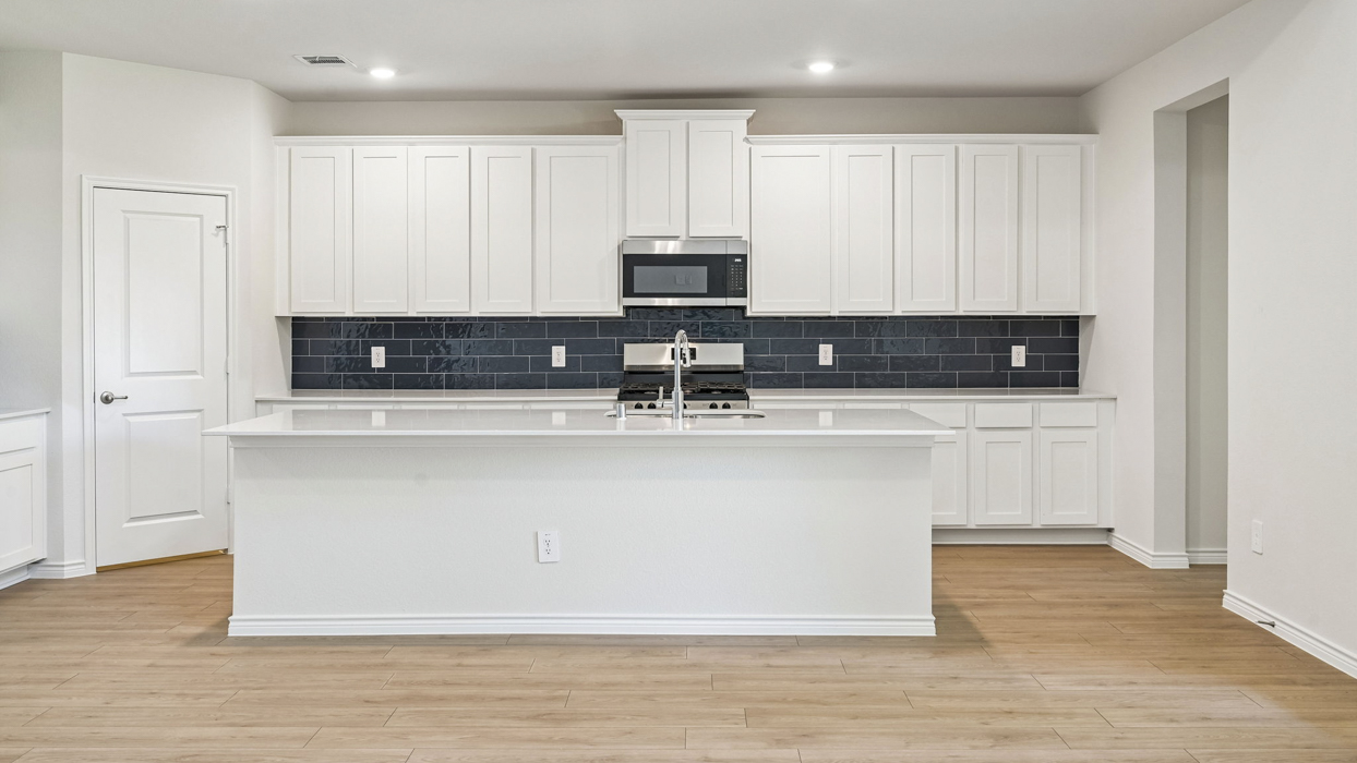 2975 Evergreen Floorplan Kitchen Gallery Image-Morning Ridge in Princeton, TX