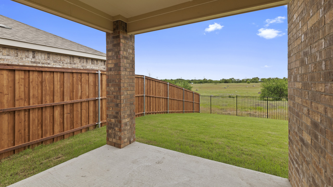 New Homes in Chalk Hill CELINA, TX D.R. Horton