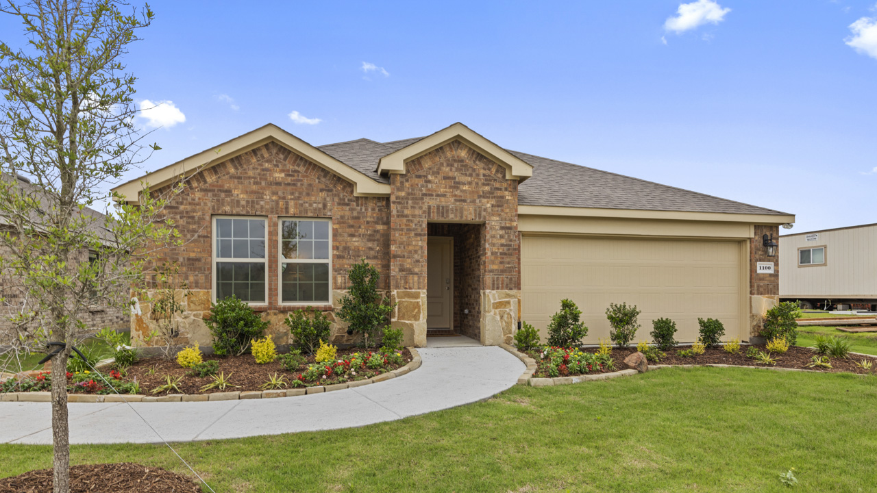 New Homes in Chalk Hill CELINA, TX D.R. Horton