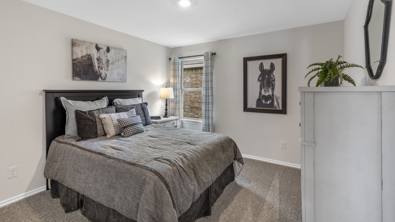 X40K Kingston floorplan bedroom gallery image - Chalk Hill in Celina TX