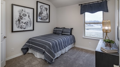 2256 Lasso - 1708 Thoroughbred floorplan bedroom gallery image - Iron Horse in Mesquite TX
