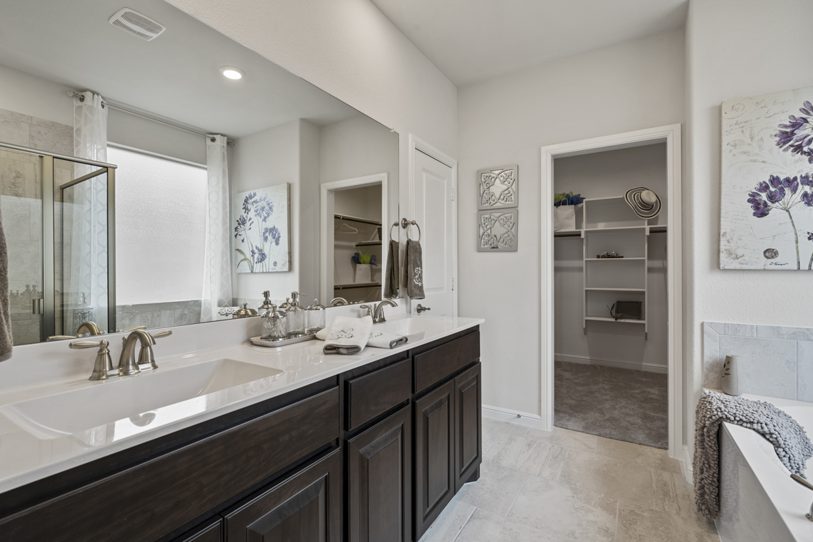 Floor Plan in Bridgeview Haslet, TX D.R. Horton