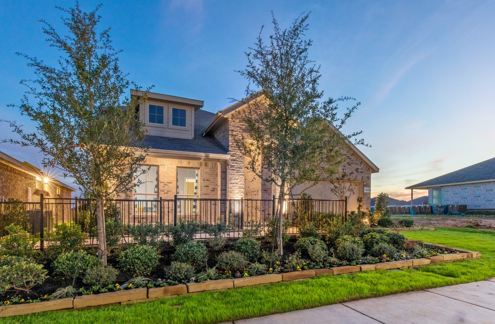 New Homes in Ranches West Weatherford, TX D.R. Horton