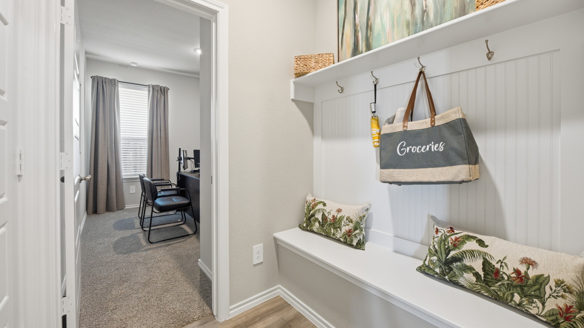 Front foyer with mudroom space