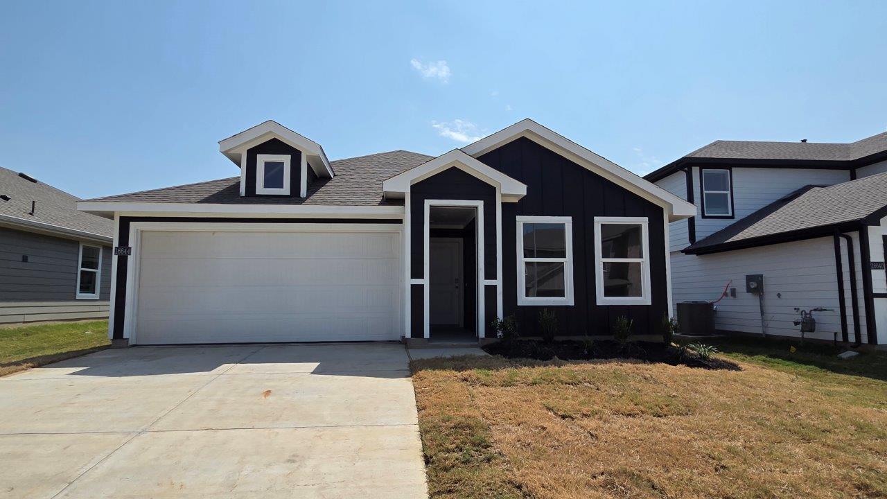 16644 Hudson Prairie Way exterior