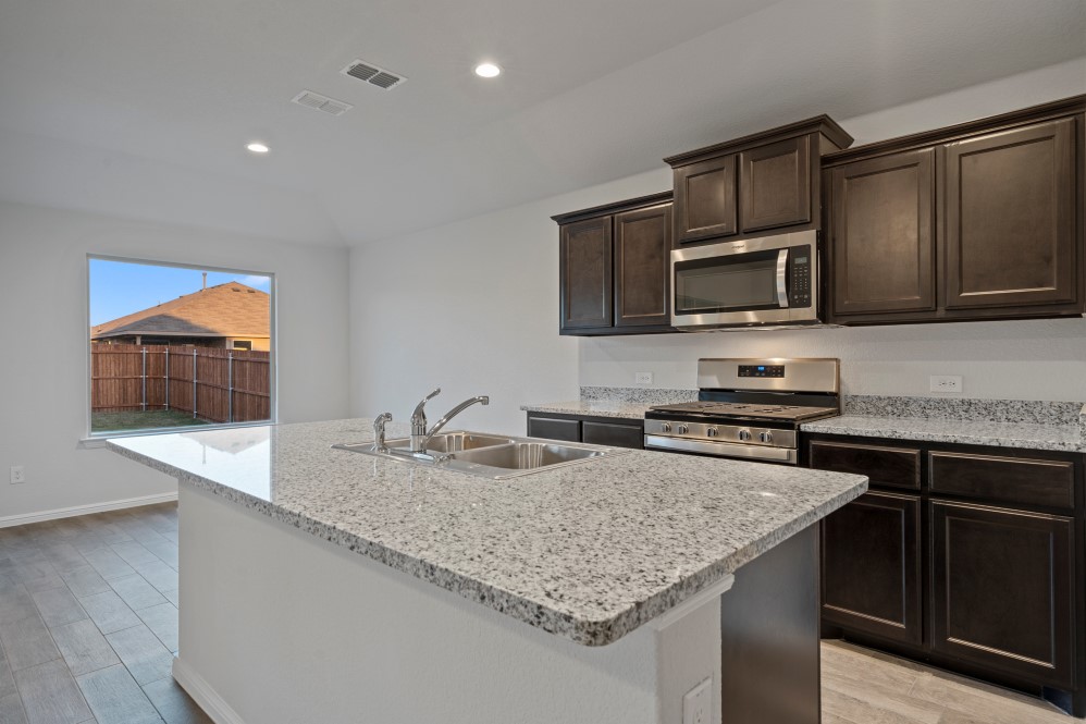 Floor Plan in Watersbend 10 Fort Worth, TX D.R. Horton