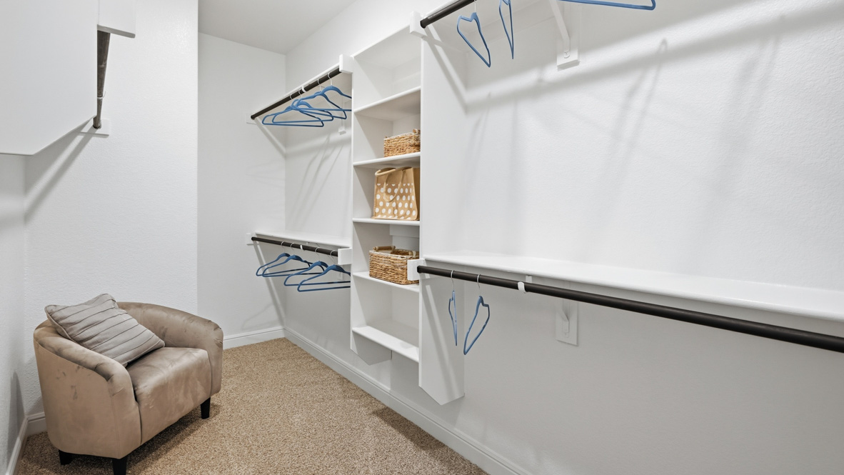 Walk-in closet