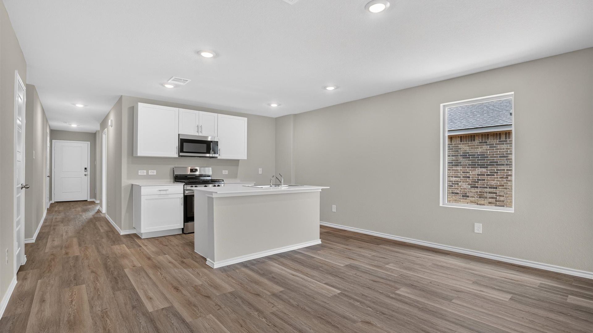 Open kitchen