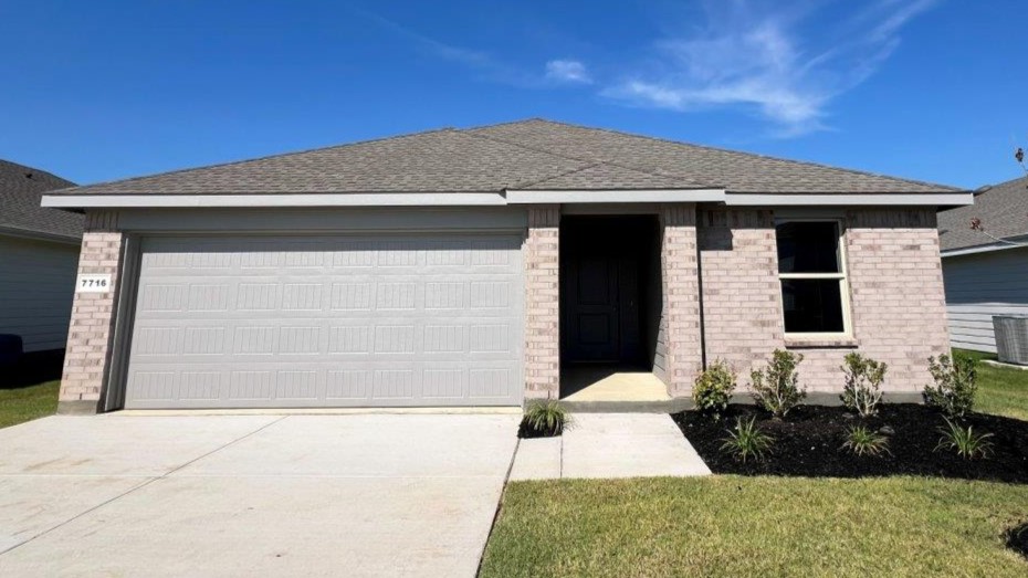 7716 Royal Fern Drive exterior
