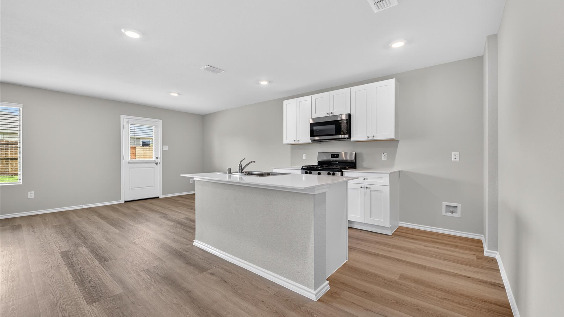 Spacious open kitchen