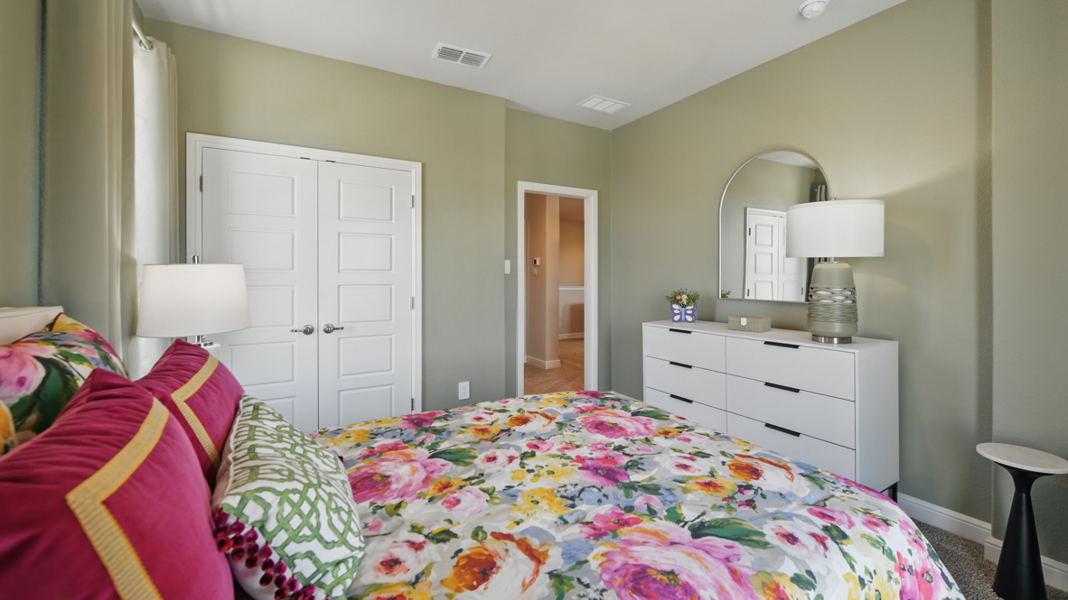 bed 5