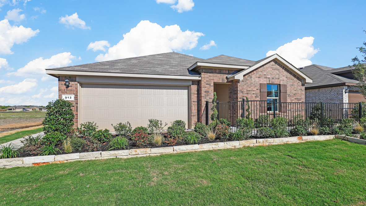 Exterior of Lakeway plan