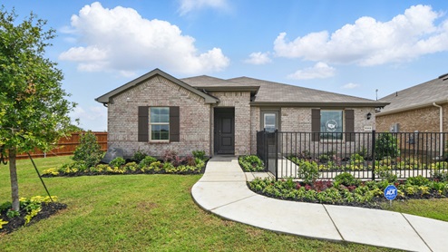 Lakeway Model at Hickory Grove