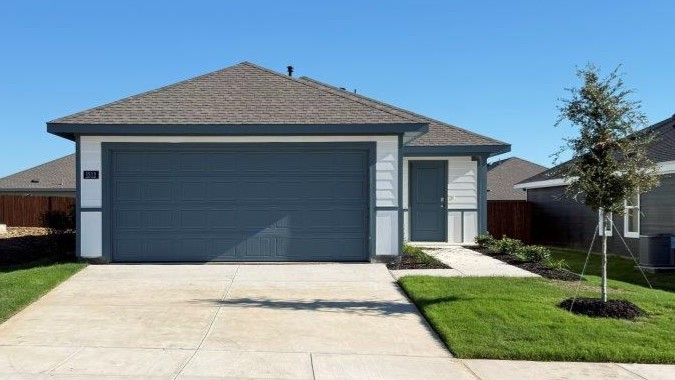 1312 Denim Street exterior