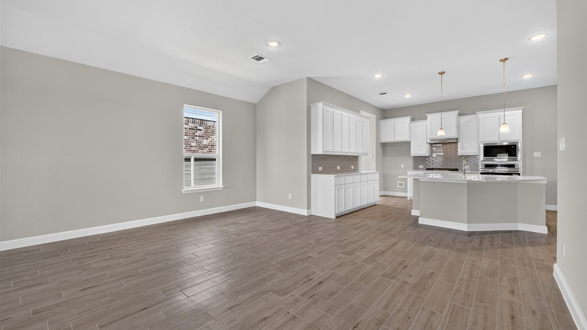 Spacious open kitchen