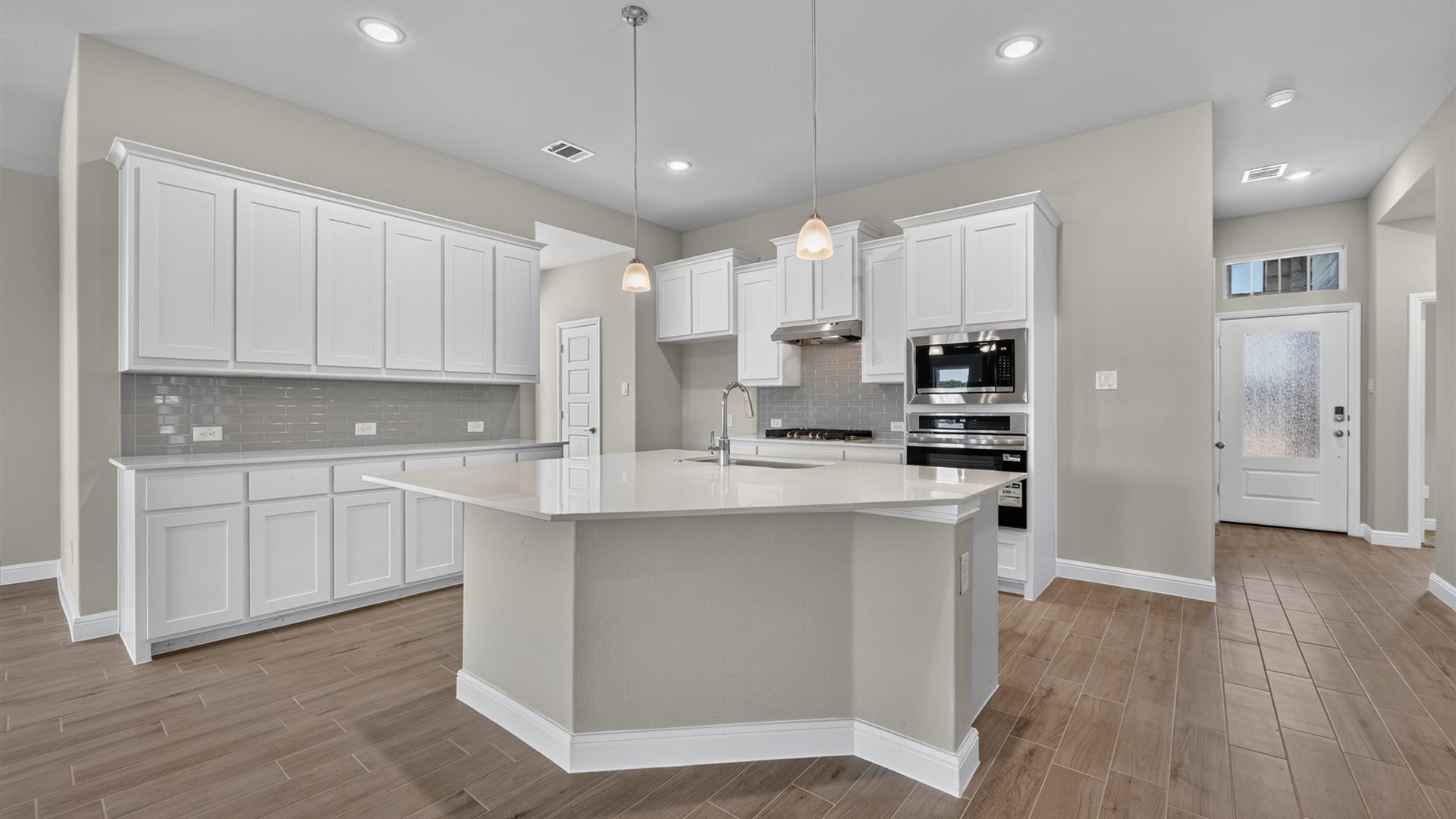 Kitchen with island
