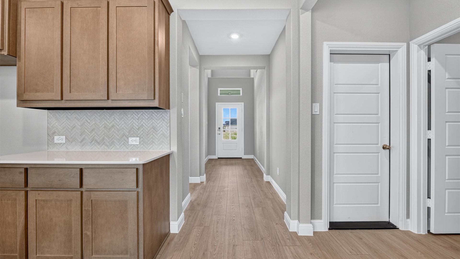 Front foyer and hallway