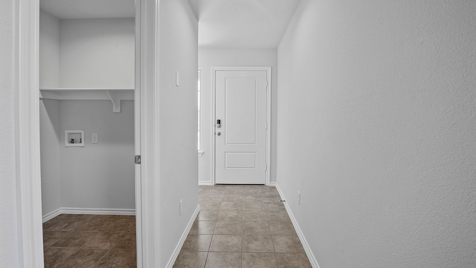 Front foyer & hallway