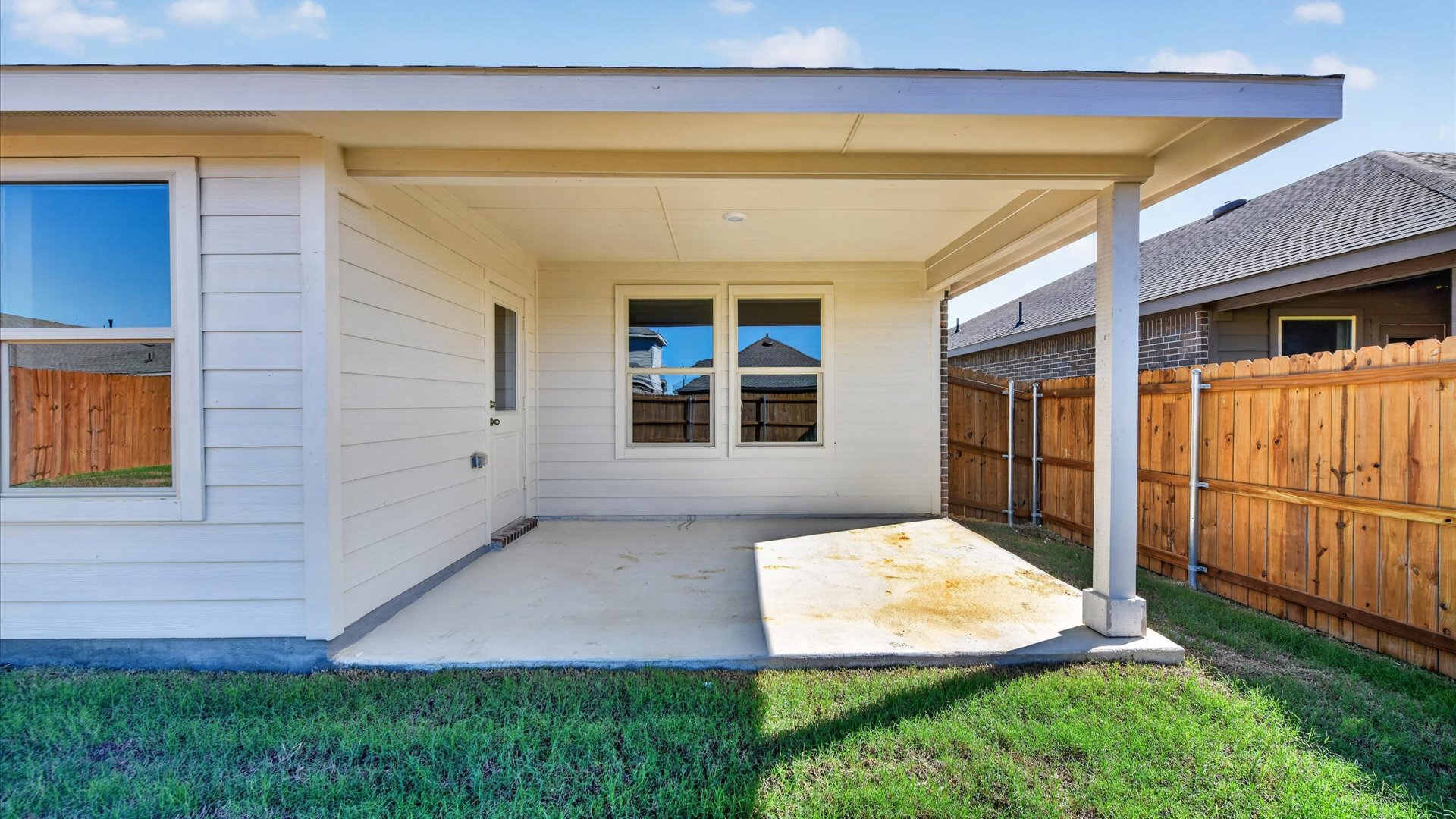 Spacious yard