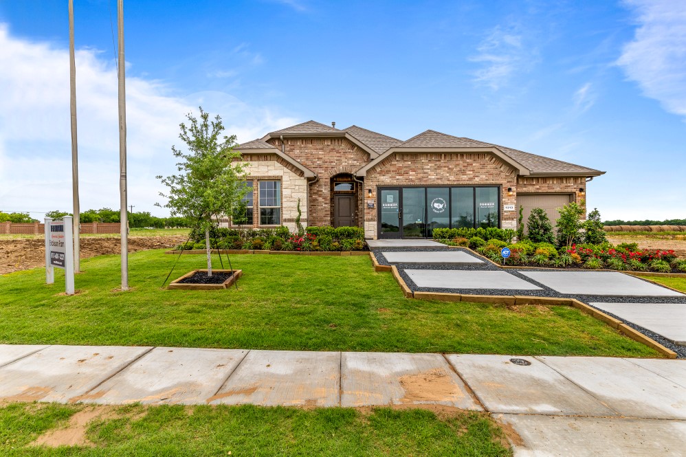 New Homes in Erickson Farms Krum, TX D.R. Horton