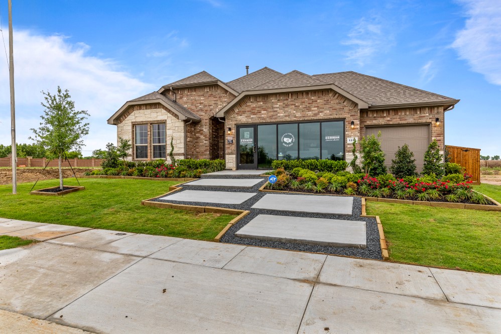 New Homes in Erickson Farms Krum, TX D.R. Horton
