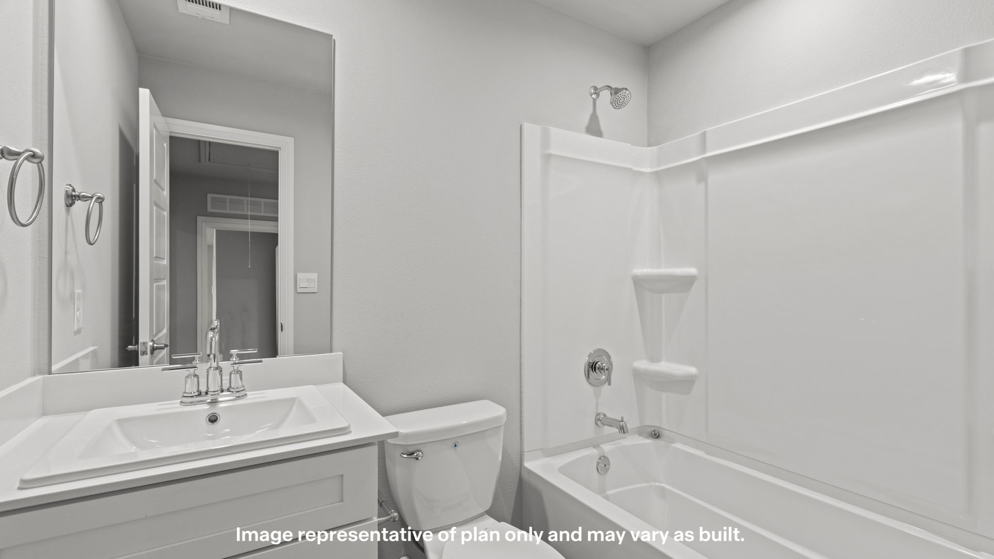 Guest bathroom located between guest bedrooms