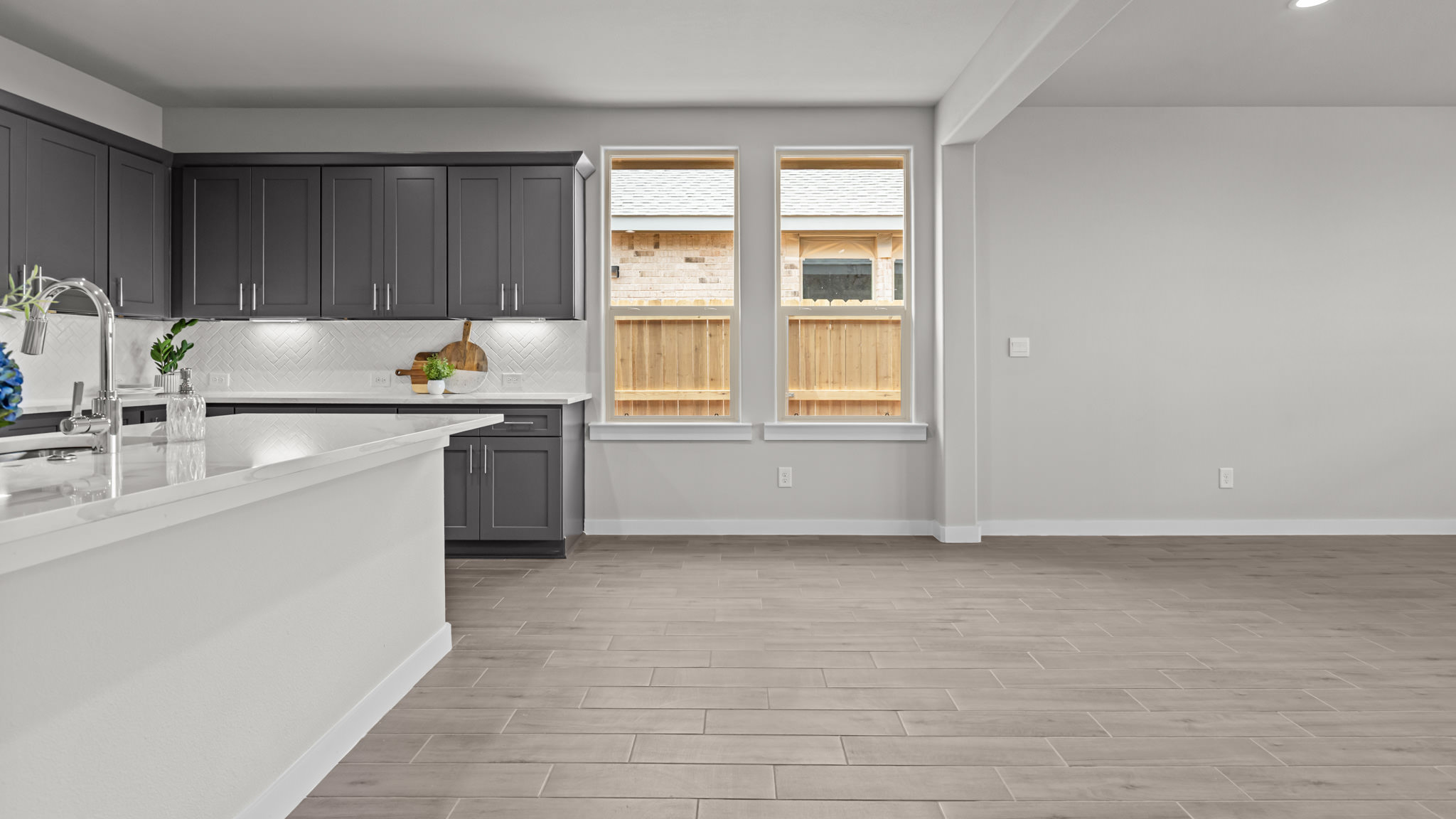 Open dining room space adjacent to kitchen