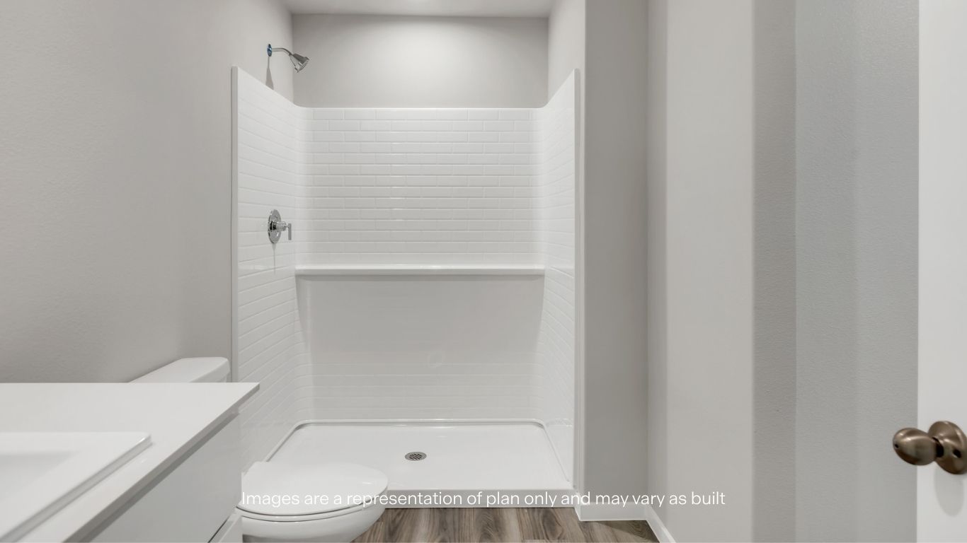 Modern bathroom with a sleek vanity and finishes.