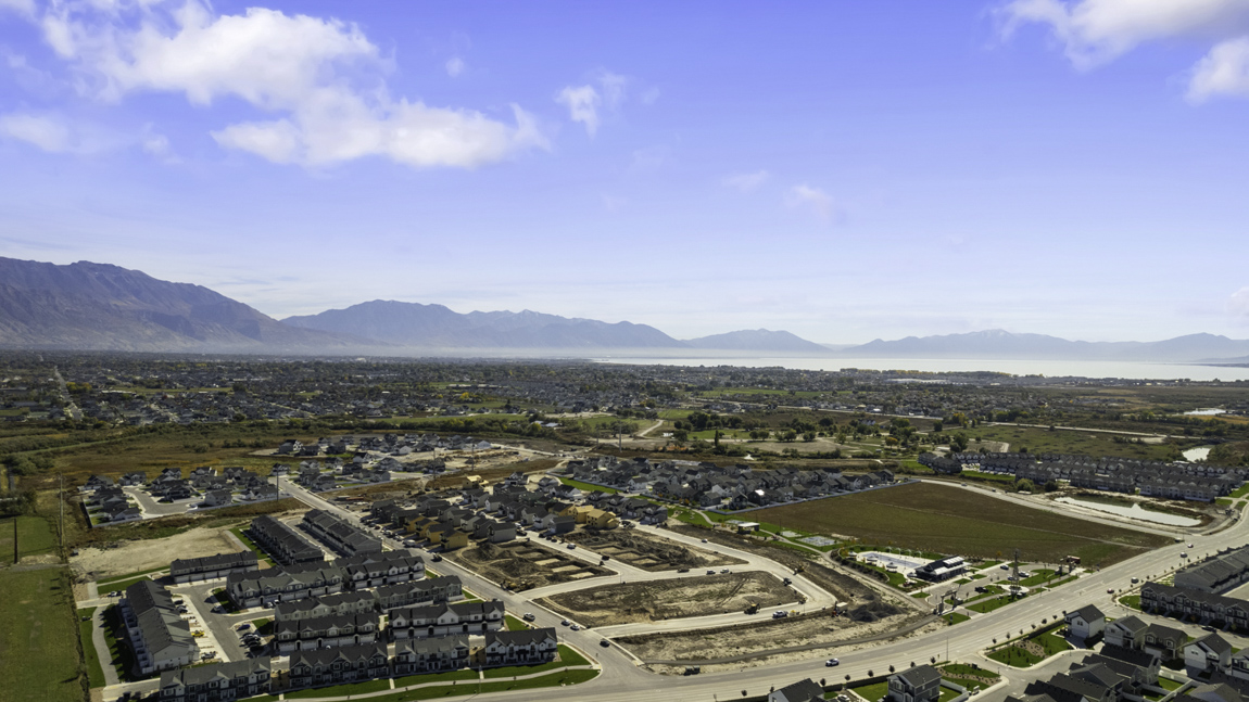 New Homes in Express Cold Spring Ranch Lehi, UT D.R. Horton