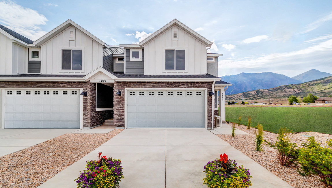 New Homes in Little Valley Gateway Magna, UT D.R. Horton