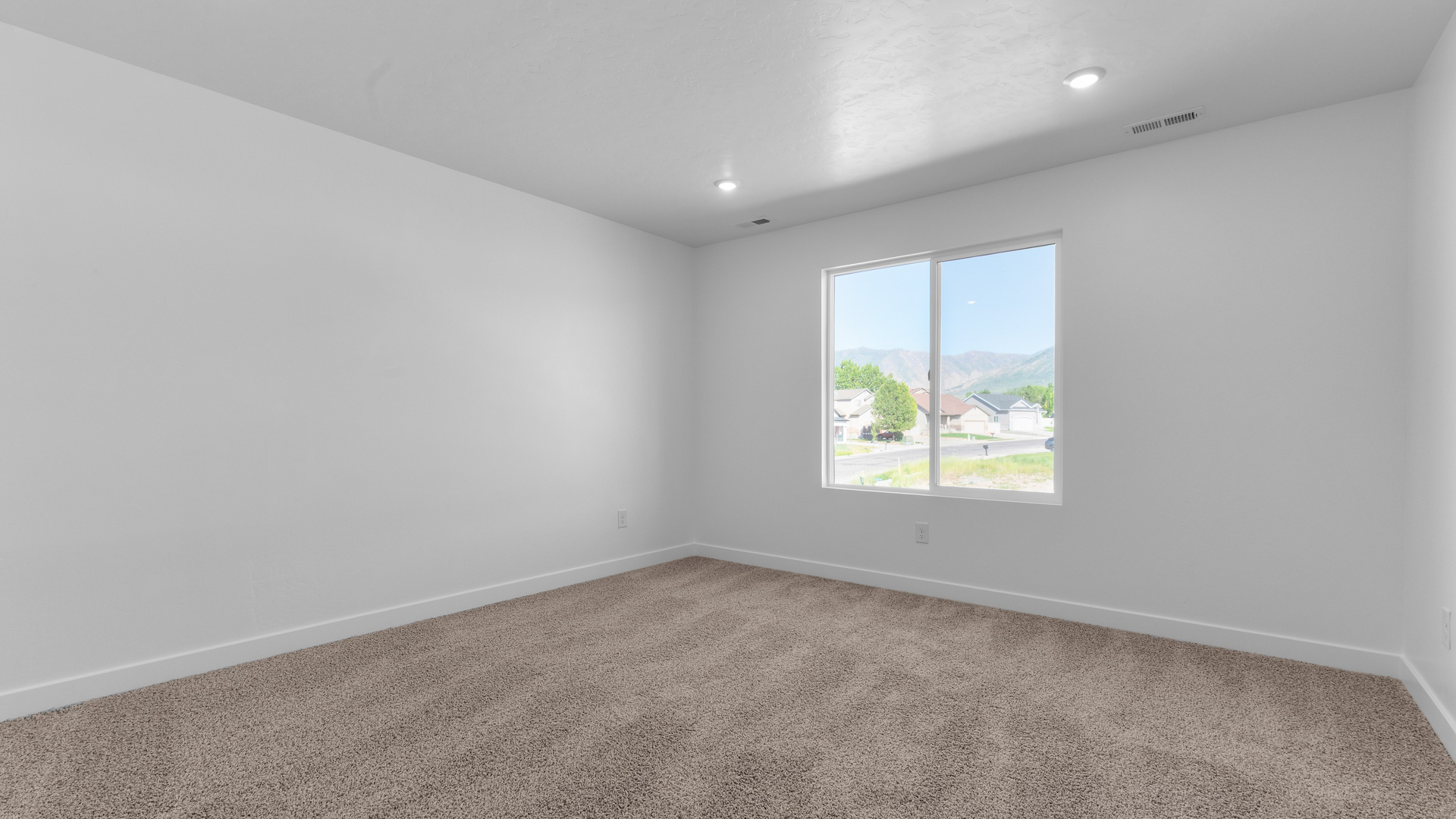 new community in Tooele