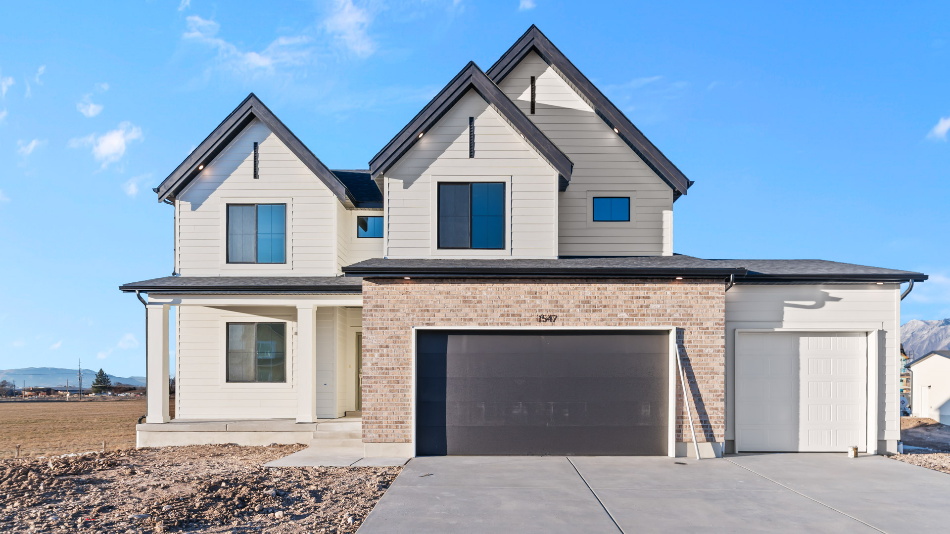 883 N 1820 EAST #428 exterior